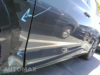 2024 Lexus RZ 300e Premium w/18" Wheels - miniatura 29