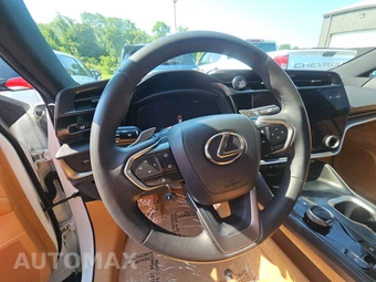 2024 Lexus RZ 450e Premium w/18" Wheels - miniatura 15