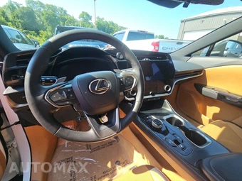 2024 Lexus RZ 450e Premium w/18" Wheels - miniatura 16