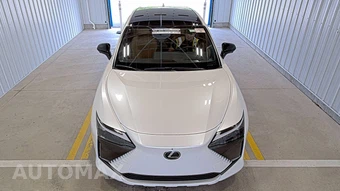 2024 Lexus RZ 450e Premium w/18" Wheels - miniatura 2