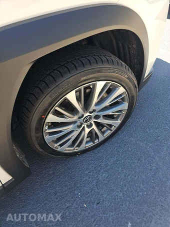 2024 Lexus UX 250h – miniatura 22