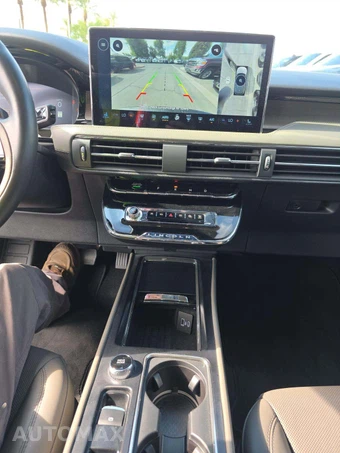 2024 Lincoln Corsair Plug-In Hybrid Grand Touring - miniatura 10
