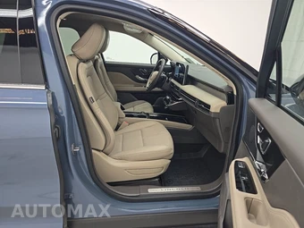 2024 Lincoln Corsair Premiere – miniatura 8