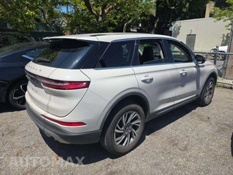 2024 Lincoln Corsair Premiere – miniatura 3