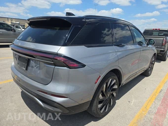 2024 Lincoln Nautilus Reserve – miniatura 4
