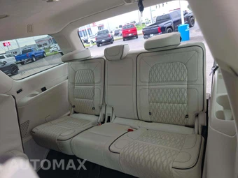 2024 Lincoln Navigator Black Label - miniatura 11