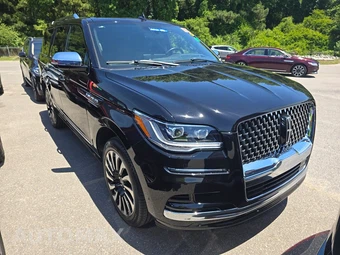 2024 Lincoln Navigator Black Label - miniatura 3