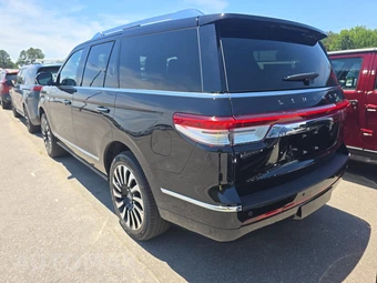 2024 Lincoln Navigator Black Label - miniatura 6