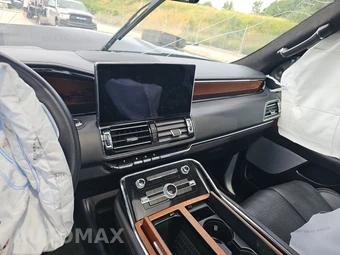 2024 Lincoln Navigator Black Label - miniatura 11