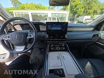 2024 Lincoln Navigator Black Label - miniatura 7