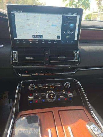 2024 Lincoln Navigator L Premiere - miniatura 31