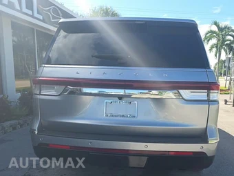 2024 Lincoln Navigator L Premiere - miniatura 4