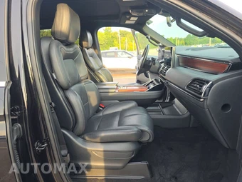 2024 Lincoln Navigator L Premiere – miniatura 8