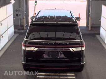2024 Lincoln Navigator L Premiere – miniatura 5