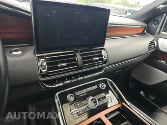 2024 Lincoln Navigator L Reserve - miniatura 11