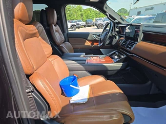 2024 Lincoln Navigator L Reserve - miniatura 19