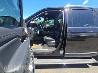 2024 Lincoln Navigator L Reserve - miniatura 3