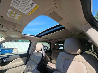 2024 Lincoln Navigator L Reserve - miniatura 8