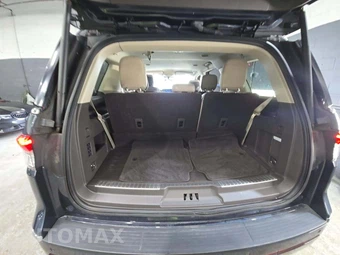 2024 Lincoln Navigator Premiere – miniatura 15