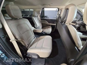 2024 Lincoln Navigator Premiere – miniatura 17