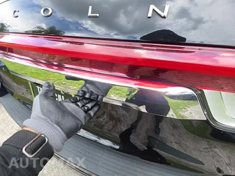 2024 Lincoln Navigator Premiere – miniatura 25