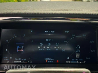 2024 Lincoln Navigator Premiere – miniatura 9