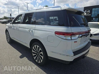2024 Lincoln Navigator Reserve - miniatura 2