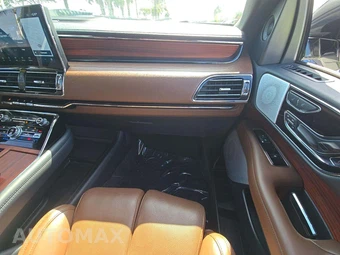 2024 Lincoln Navigator Reserve - miniatura 20