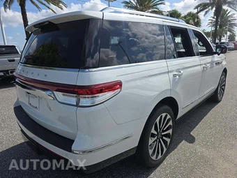 2024 Lincoln Navigator Reserve - miniatura 3