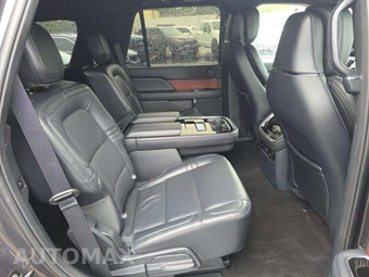 2024 Lincoln Navigator Reserve – miniatura 14