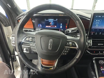 2024 Lincoln Navigator Reserve - miniatura 10