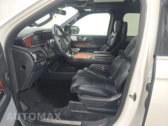 2024 Lincoln Navigator Reserve - miniatura 7