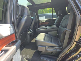 2024 Lincoln Navigator Reserve – miniatura 13