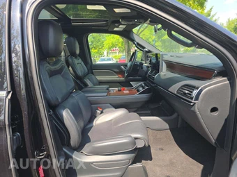 2024 Lincoln Navigator Reserve – miniatura 19