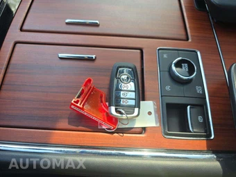 2024 Lincoln Navigator Reserve – miniatura 8