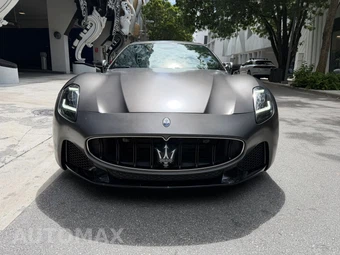 2024 Maserati GranTurismo Modena - miniatura 3