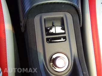 2024 Maserati MC20 Cielo - miniatura 15
