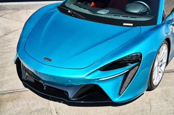 2024 McLaren Artura - miniatura 3