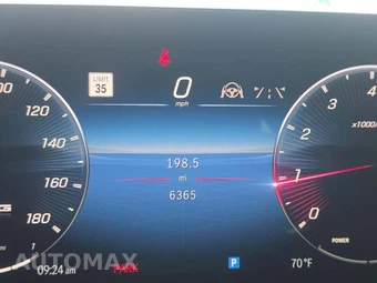 2024 Mercedes-Benz AMG C 43 4MATIC - miniatura 9