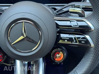2024 Mercedes-Benz AMG C 63 S E Performance - miniatura 21