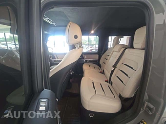 2024 Mercedes-Benz AMG G 63 4MATIC - miniatura 13