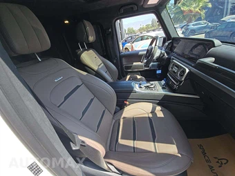 2024 Mercedes-Benz AMG G 63 4MATIC - miniatura 18
