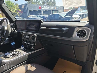 2024 Mercedes-Benz AMG G 63 4MATIC - miniatura 19