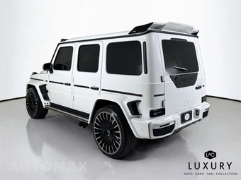 2024 Mercedes-Benz AMG G 63 4MATIC - miniatura 8
