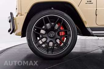 2024 Mercedes-Benz AMG G 63 4MATIC - miniatura 3
