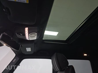 2024 Mercedes-Benz AMG G 63 4MATIC - miniatura 18