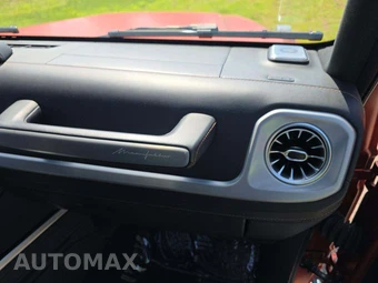 2024 Mercedes-Benz AMG G 63 4MATIC - miniatura 16