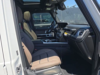 2024 Mercedes-Benz AMG G 63 4MATIC - miniatura 14