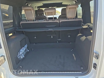 2024 Mercedes-Benz AMG G 63 4MATIC - miniatura 23