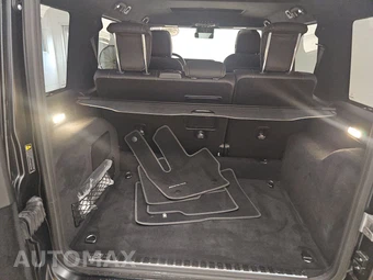 2024 Mercedes-Benz AMG G 63 4MATIC - miniatura 16